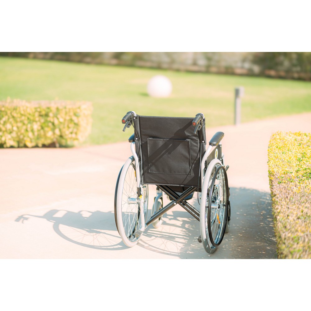 Aναπηρικό Αμαξίδιο Διπλής Σταυρωτής Μπάρας Στήριξης GEMINI. Οπίσθιος Τροχός 24". Πλάτος Καθίσματος 46cm. Ασημί. 0811300.