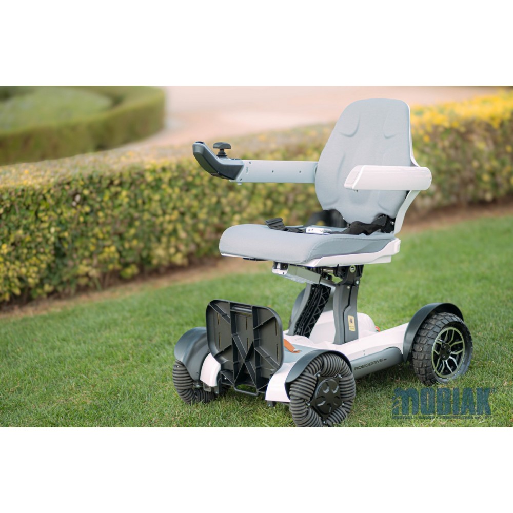 Ηλεκτροκίνητο Αμαξίδιο “ROBODRIVE” με Τροχούς Πολλαπλών Κατευθύνσεων Off-Road. Αναδιπλούμενο. 0805720