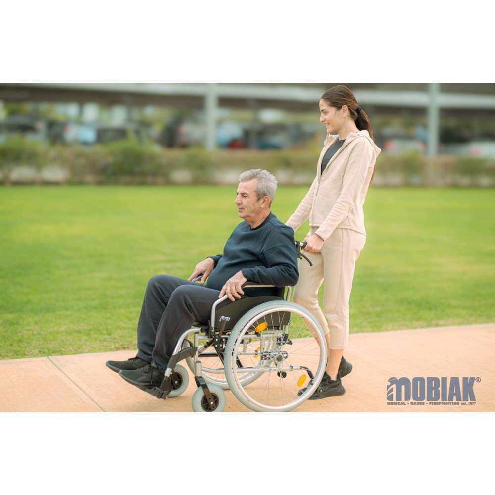 Πτυσσόμενο Αναπηρικό Αμαξίδιο Αλουμινίου ALU IV "Lion" 3 Θέσεων Ύψους Καθίσματος. Πλάτος Καθίσματος 45cm. Ασημί. 0810806. Πτυσσόμενο Αναπηρικό Αμαξίδιο Αλουμινίου ALU IV "Lion" 3 Θέσεων Ύψους Καθίσματος. Πλάτος Καθίσματος 45cm. Ασημί. 0810806.