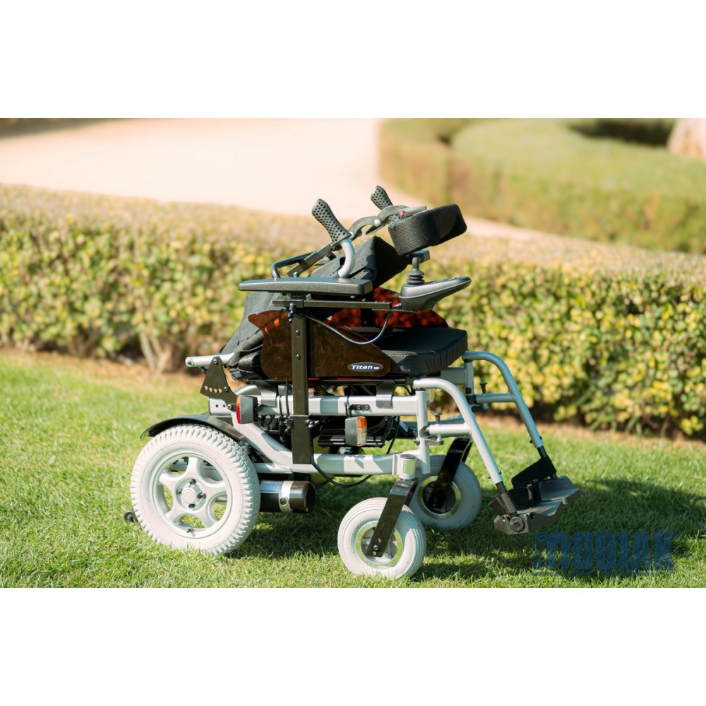 Ανακλινόμενο Ηλεκτροκίνητο Αναπηρικό Αμαξίδιο Αλουμινίου TITAN Recliner. Πλάτος Καθίσματος 44 cm. Ασημί. 0811317.  