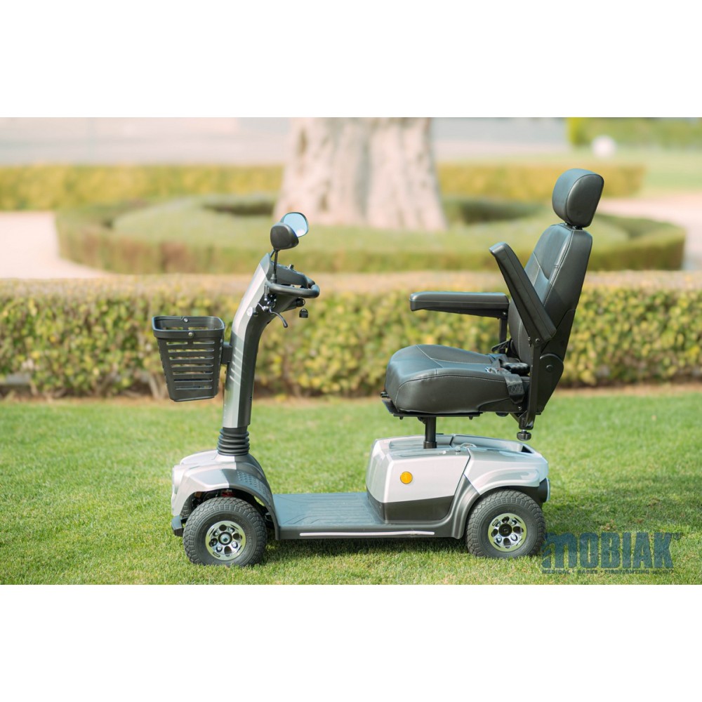 Αμαξίδιο Τύπου Scooter ARES με Αναπαυτικό Περιστρεφόμενο Κάθισμα-Πολυθρόνα. Ασημί. 0811820. Αμαξίδιο Τύπου Scooter ARES με Αναπαυτικό Περιστρεφόμενο Κάθισμα-Πολυθρόνα. Ασημί. 0811820.