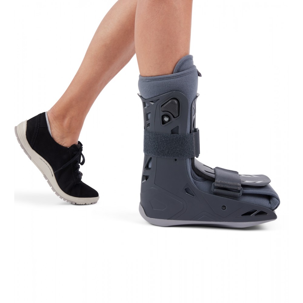 Κνημοποδικός Νάρθηκας Traverse Air Walker GO FIT. Ύψος 35cm. Αμφιδέξιος. VITA 06-2-166. Κνημοποδικός Νάρθηκας Traverse Air Walker GO FIT. Ύψος 35cm. Αμφιδέξιος. VITA 06-2-166.