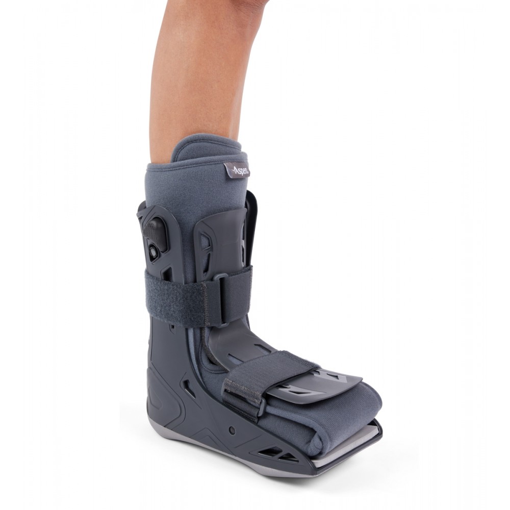 Κνημοποδικός Νάρθηκας Traverse Air Walker GO FIT. Ύψος 35cm. Αμφιδέξιος. VITA 06-2-166. Κνημοποδικός Νάρθηκας Traverse Air Walker GO FIT. Ύψος 35cm. Αμφιδέξιος. VITA 06-2-166.