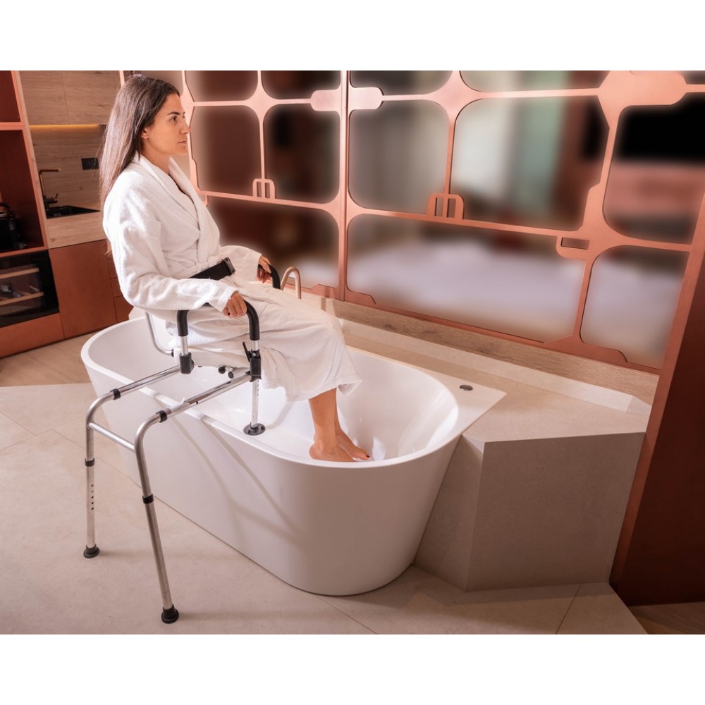 Περιστρεφόμενο Κάθισμα Μεταφοράς Μπανιέρας 360°. Ρυθμιζόμενου Ύψους. Αλουμινίου. Μέγιστο Βάρος Χρήστη 136Kg.  