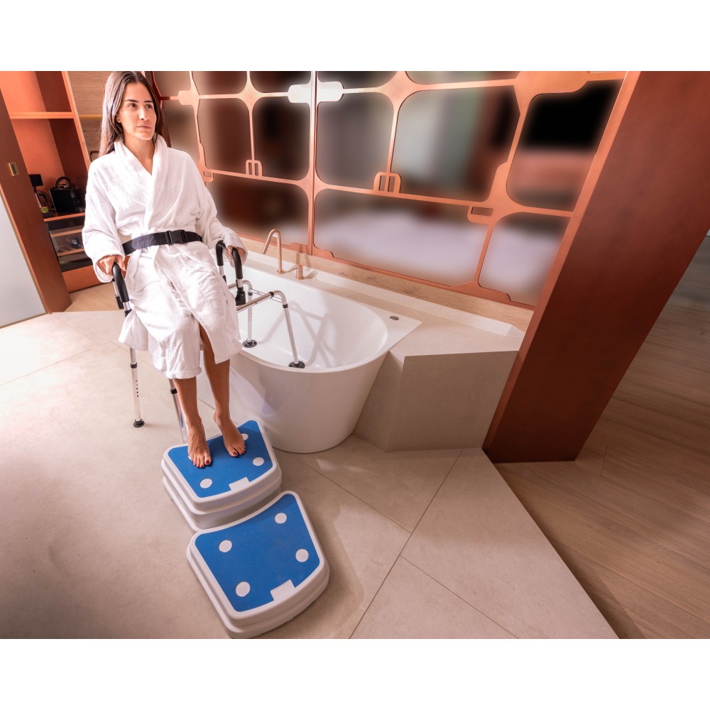 Σκαλοπάτι Μπάνιου. Στοιβαζόμενος Σχεδιασμός. Μέγιστο Βάρος 130Kg. 38x48x10cm. 