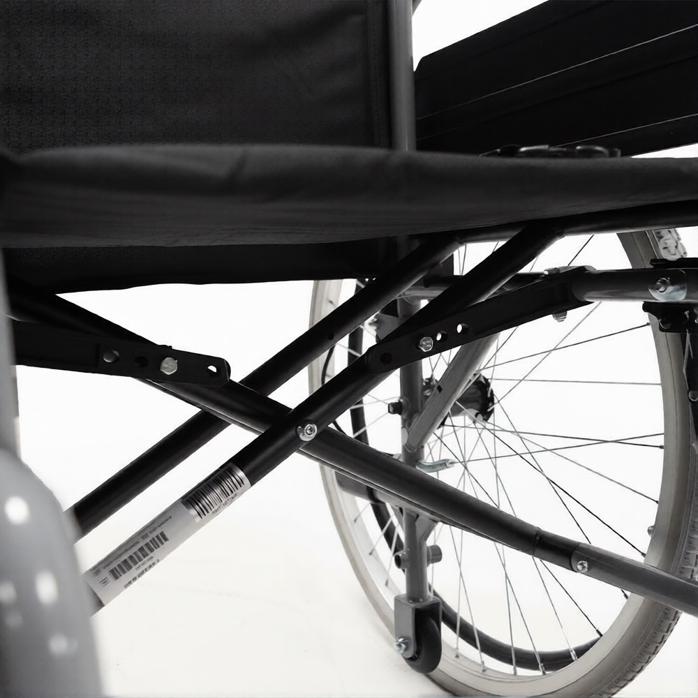 Αναπηρικό Αμαξίδιο Μεταφοράς "MULTI-X". Τροχοί 24". Πλάτος Καθίσματος 46cm. VITA 09-2-011. Αναπηρικό Αμαξίδιο Μεταφοράς "MULTI-X". Τροχοί 24". Πλάτος Καθίσματος 46cm. VITA 09-2-011.