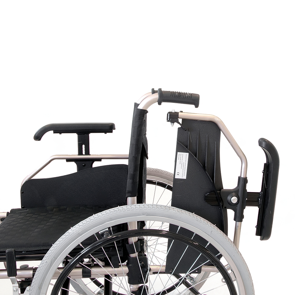 Πτυσσόμενο Αναπηρικό Αμαξίδιο Αλουμινίου D-CROSS VT403 με 2 Πρόσθετους Τροχούς. Πλάτος Καθίσματος 41cm. VITA 09-2-037. 