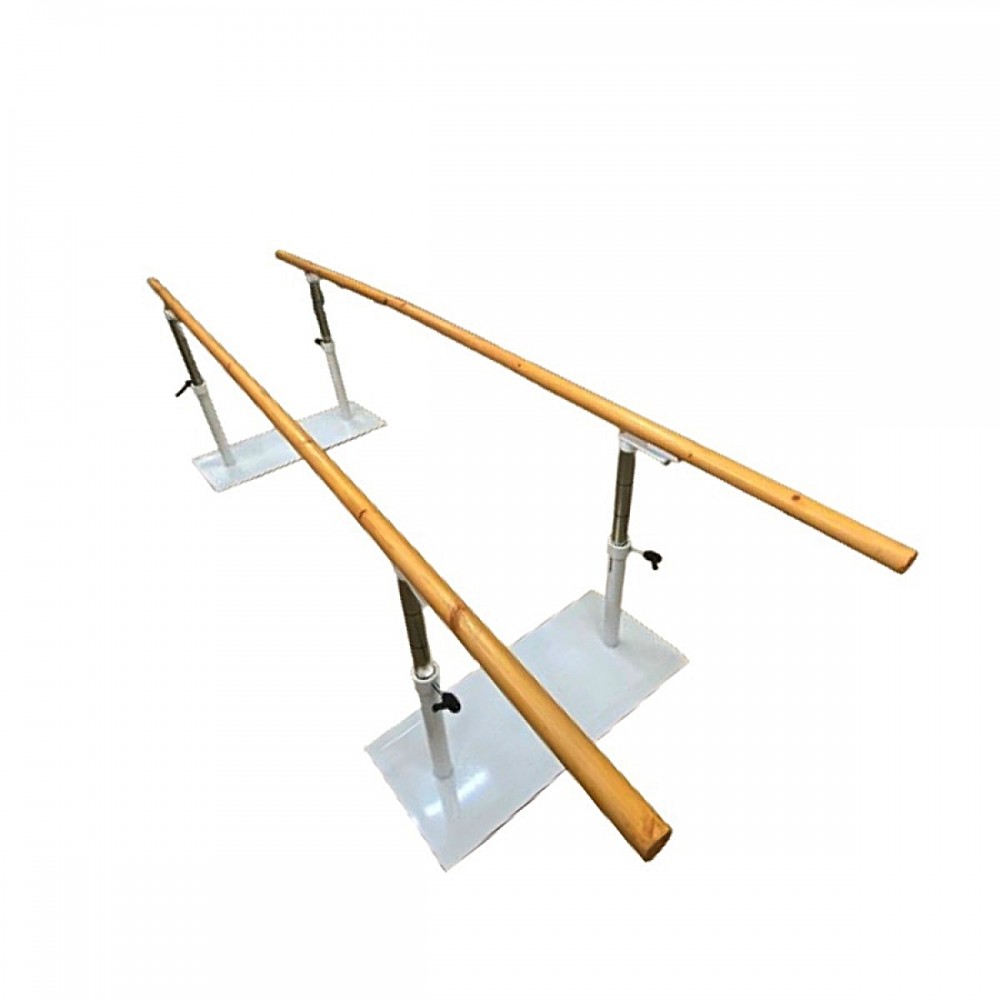 Δίζυγο με Αναδιπλούμενες Παράλληλες Μπάρες και Ξύλινα Κιγκλιδώματα.