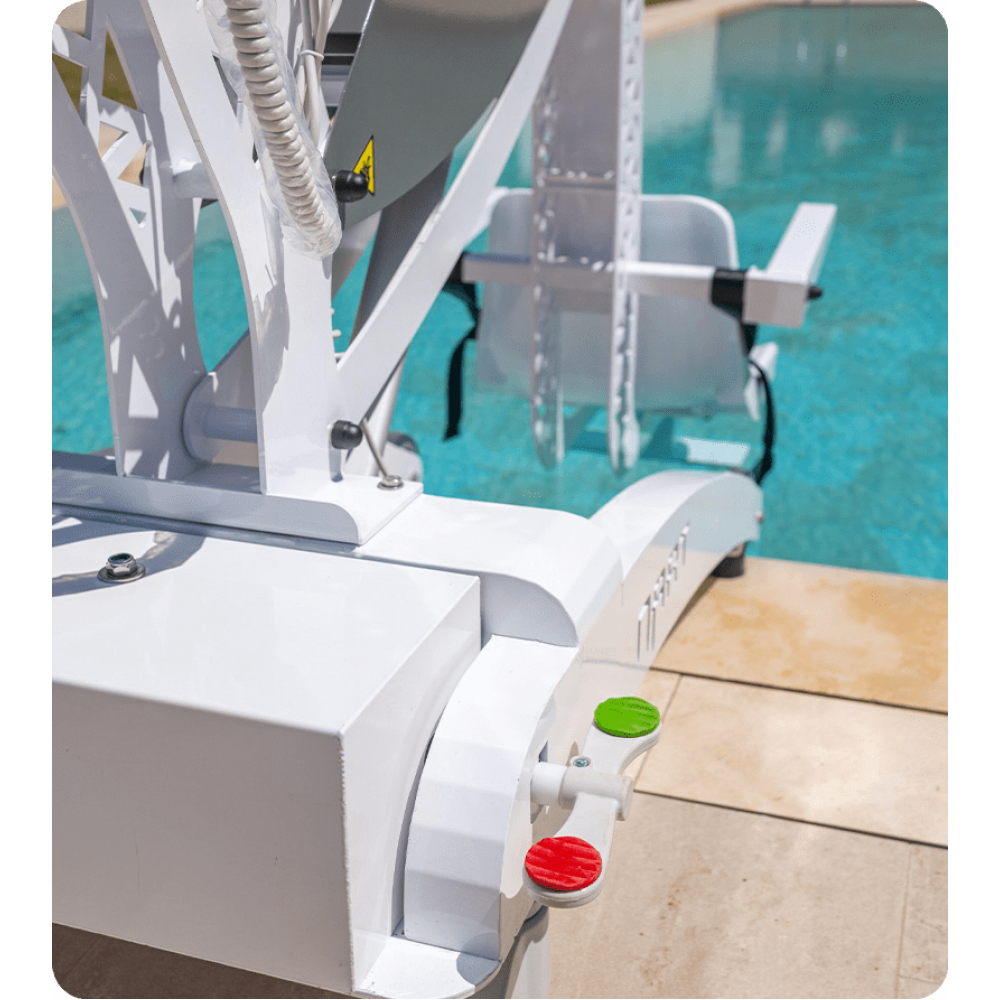 Φορητός Τροχήλατος Γερανός Ασφαλούς Πρόσβασης Πισίνας NART ACCESS Shark Pool Lift.  Φορητός Τροχήλατος Γερανός Ασφαλούς Πρόσβασης Πισίνας NART ACCESS Shark Pool Lift.